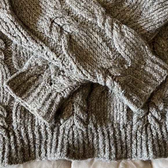 Wool sweater. Size small. - Picture 2 of 5